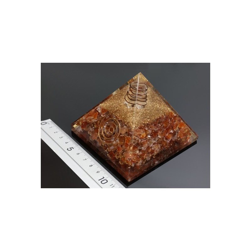 Piramide de orgonite agata carneola grande